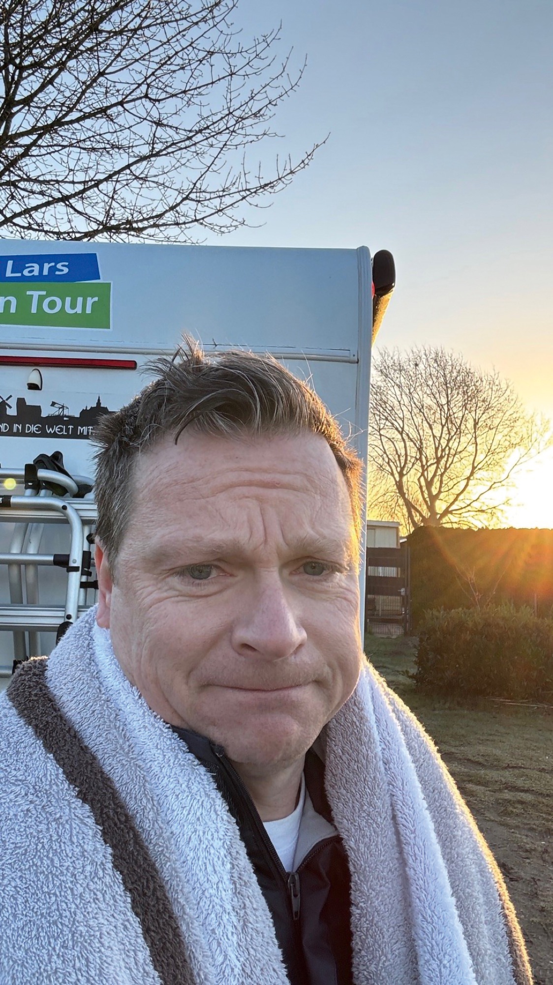Foto zu „Einfach mal den Spieß umgedreht“